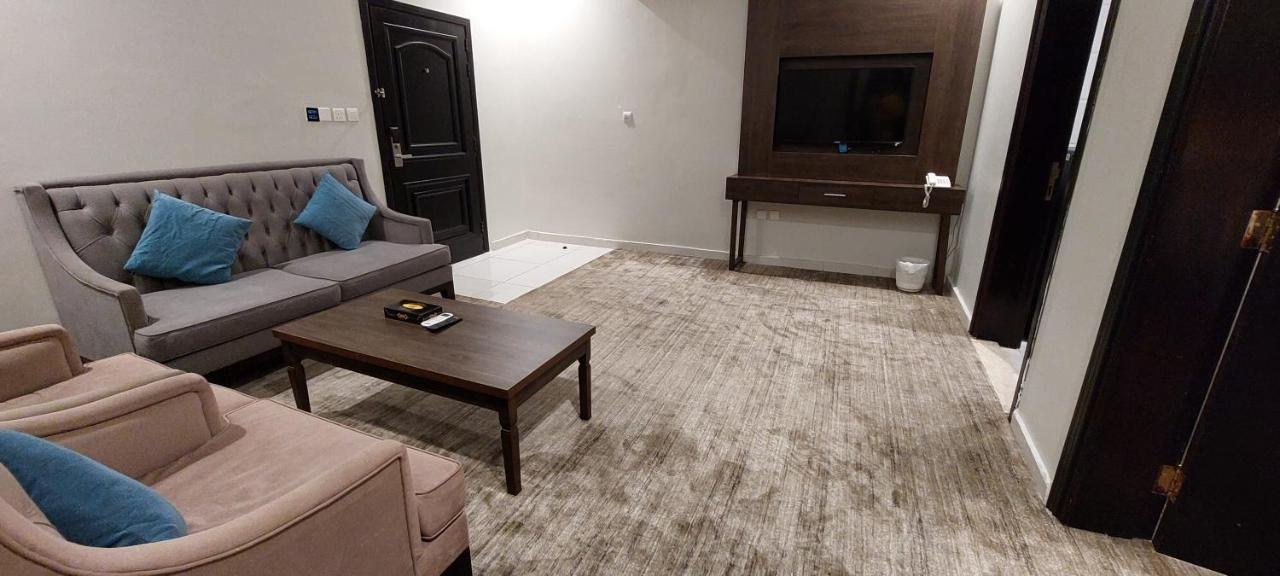 همم للوحدات السكنية - الرحيلي Jeddah Al Kura Bagian luar foto